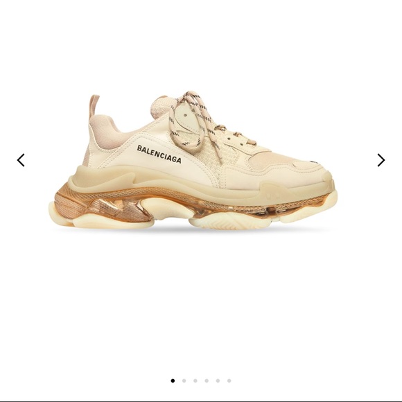 BALENCIAGA WOMEN'S TRIPLE S CLEAR SOLE SNEAKER IN BEIGE- Dust bag not included - Picture 4 of 6